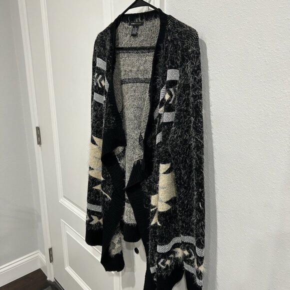 BCBG Max Azria Aztec Open Front Cardigan Artisan Pattern Size Large Boho Tribal - Picture 3 of 9